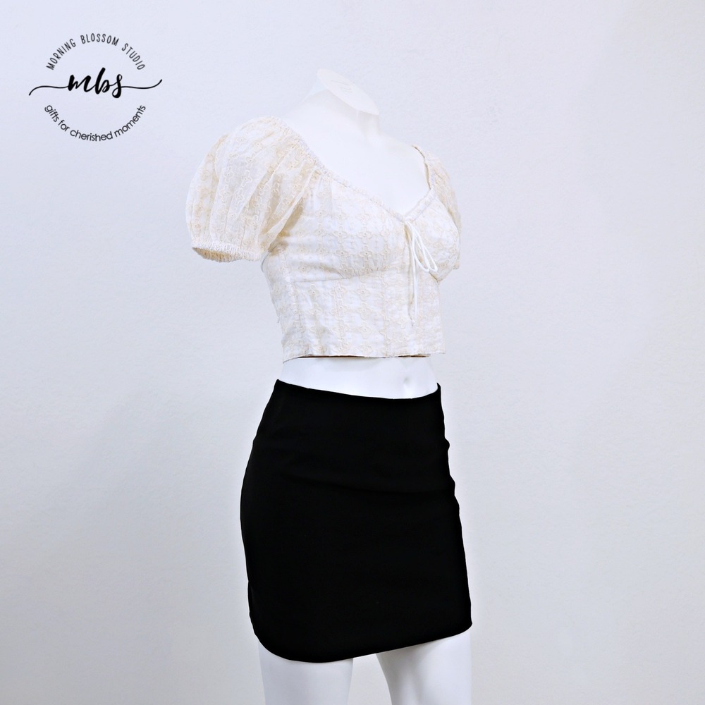 NWT Sky to Moon Eyelet Tie-Front Puff Sleeve Cottagecore Top Cream White Women L